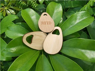 Cerdyn Allwedd Pren RFID